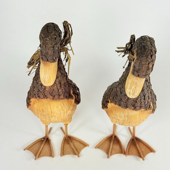 Rustic Style 2 Wood Duck Handcrafted Decor With Bark Like Texture Metal Feet - Picture 9 of 15